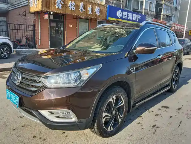 Dongfeng Fengshen Dongfeng Fengshen Ax7 Dongfeng Fengshen Ax7 2016 2.3l Automatic Smart Model — фото