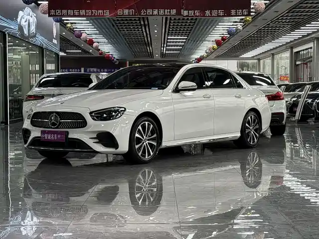 Mercedes-Benz Mercedes-Benz E-Class New Energy Mercedes-Benz E-Class New Energy 2022 Model Three E 350 E L Plug-In Hybrid Sports Sedan — фото