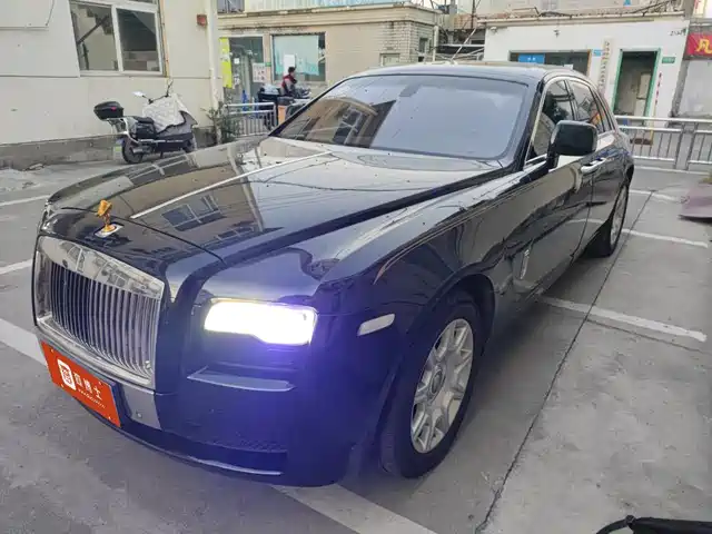 Rolls Royce Ghost Ghost 2010 6.6t Standard Edition — фото