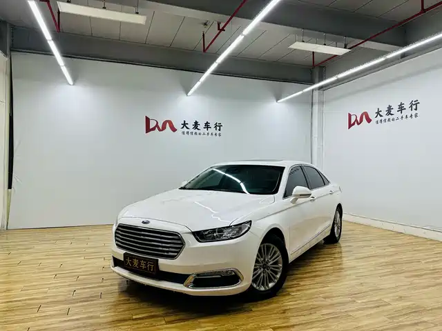 Ford Taurus Taurus 2015 Ecoboost 245 Fashion Model — фото