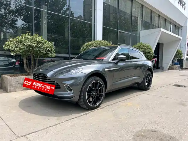 Aston Martin Aston Martin Dbx Aston Martin Dbx 2020 4.0t V8 — фото