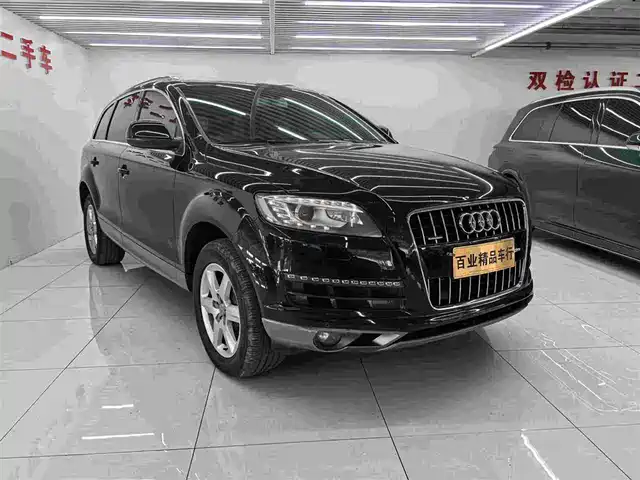 Audi Audi Q7 Audi Q7 2015 35 Tfsi Enterprising — фото