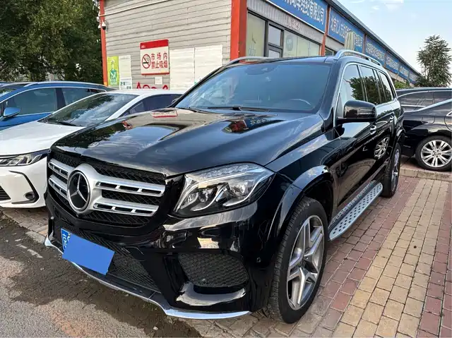 Mercedes-Benz Mercedes Benz Gls Mercedes-Benz Gls 2018 Facelift Gls 400 4matic Luxury Model — фото