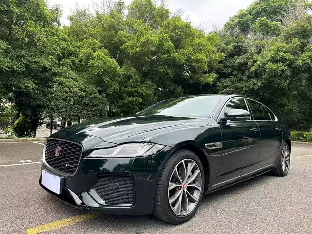 Jaguar Jaguar Xfl Jaguar Xfl 2022 Xfl 2.0t P250 Two-Wheel Drive Elite Sports Version — фото