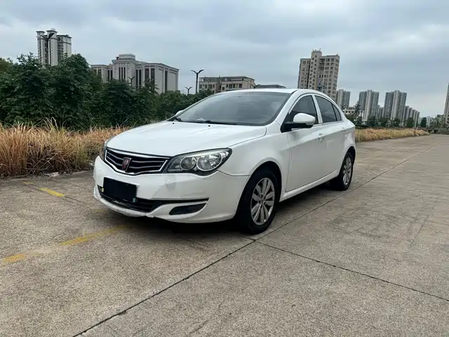 Roewe Roewe 350 Roewe 350 2015 1.5l Automatic Luxury Sunroof Version — фото