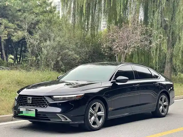 Honda Accord New Energy Accord New Energy 2023 2.0l E:Phev Premium Edition — фото