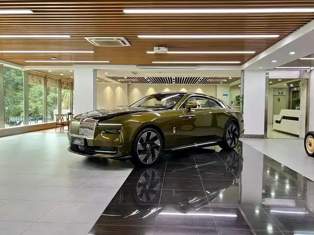 Rolls Royce The Shining Shining 2024 Standard Model — фото