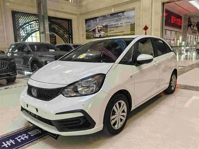 Honda Fit Fit 2021 1.5l Cvt Trendy Edition — фото