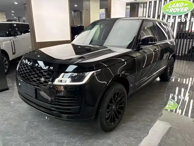 Land Rover Range Rover Range Rover 2018 3.0 Sc V6 Vogue Extended Edition — фото
