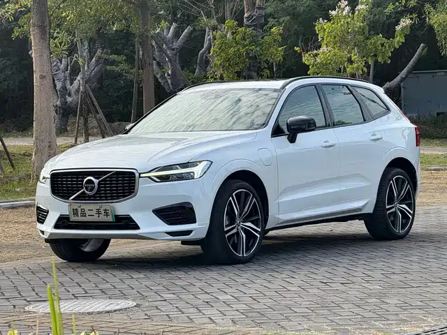 Volvo Volvo Xc60 Plug-In Hybrid Volvo Xc60 Plug-In Hybrid 2020 T8 E-Drive Hybrid Zhiyuan Sports Edition — фото