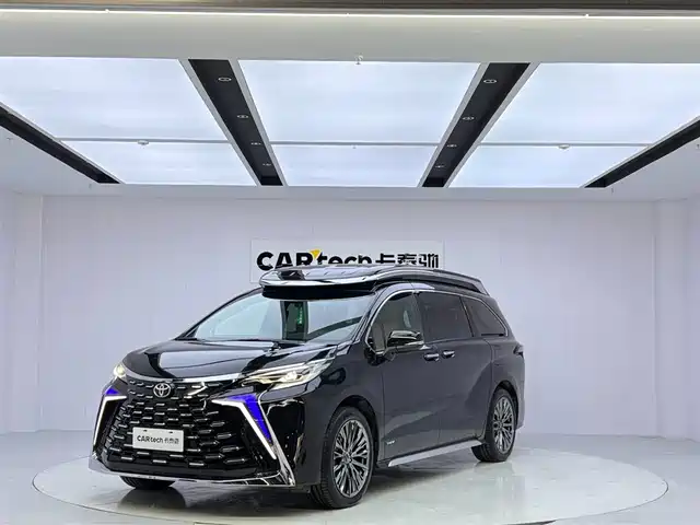 Toyota Gravia Grevia 2024 2.5l Hybrid Comfort Edition — фото