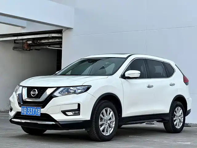 Nissan Qijun X-Trail 2019 2.0l Cvt Intelligent Connected Seven-Seater Comfort Edition 2wd — фото