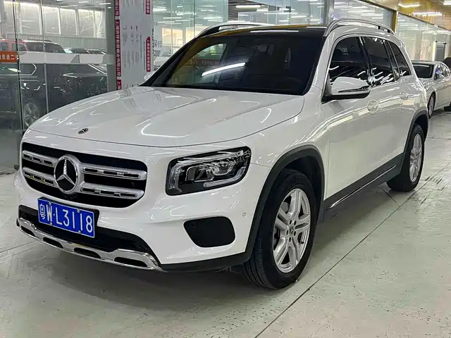 Mercedes-Benz Mercedes-Benz Glb Mercedes-Benz Glb 2022 Facelift Version 2 Glb 200 Fashion Model — фото
