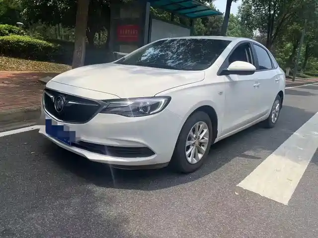 Buick Yinglang Yinglang 2018 15t Dual-Clutch Aggressive Model, National V — фото