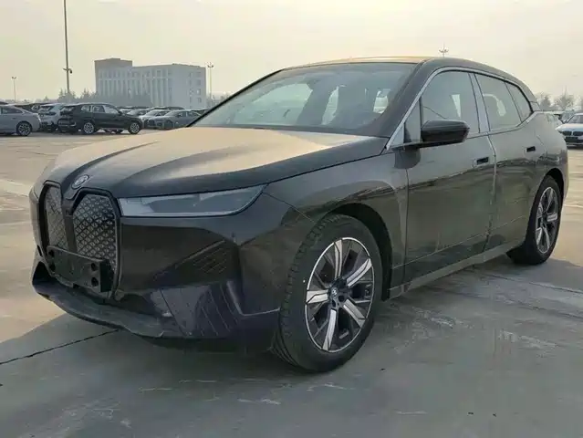 Bmw Bmw Ix Bmw Ix 2023 Facelift Xdrive40 — фото