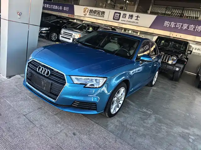 Audi Audi A3 Audi A3 2018 30th Anniversary Model Sportback 35 Tfsi Enterprising — фото