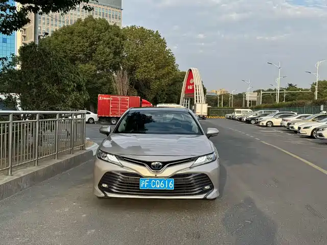 Toyota Camry Camry 2019 Shuangqing 2.5hg Deluxe Edition National V — фото