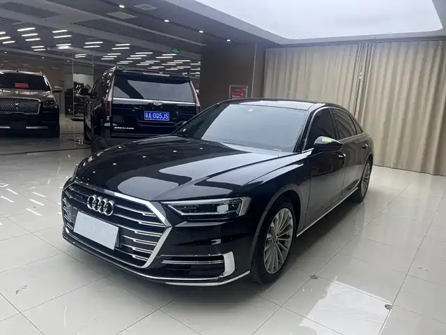Audi Audi A8 Audi A8 2022 A8l 50 Tfsi Quattro Comfort Collection Edition — фото