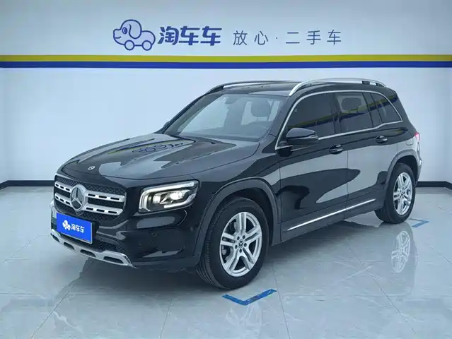 Mercedes-Benz Mercedes-Benz Glb Mercedes-Benz Glb 2022 Facelift Version 2 Glb 200 Fashion Model — фото