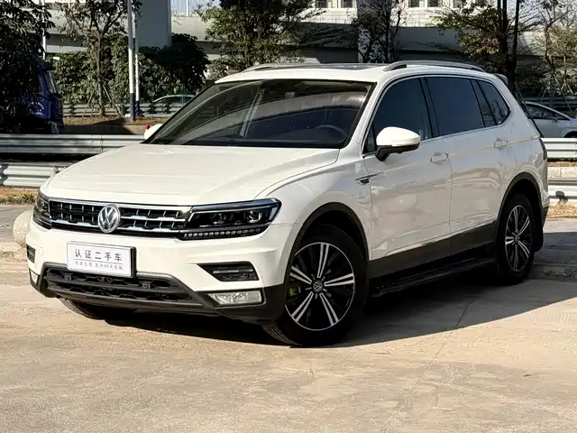 Volkswagen Tiguan L Tiguan L 2018 330tsi Automatic Two-Wheel Drive Flagship Version — фото