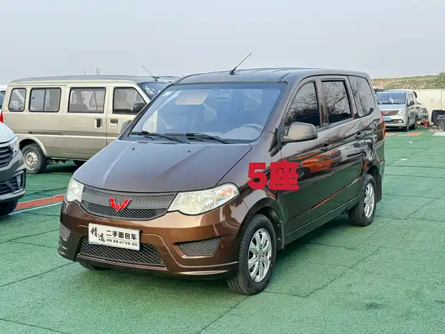 Wuling Motors Wuling Hongguang Wuling Hongguang 2018 1.5l S Standard L2b — фото