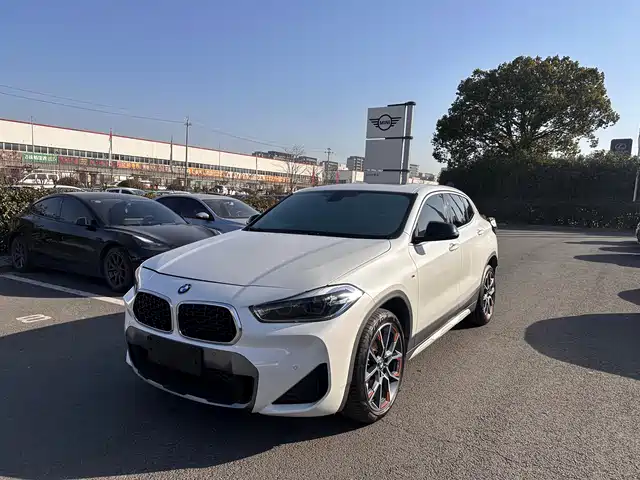 Bmw Bmw X2 Bmw X2 2022 Sdrive25i Night Edition — фото