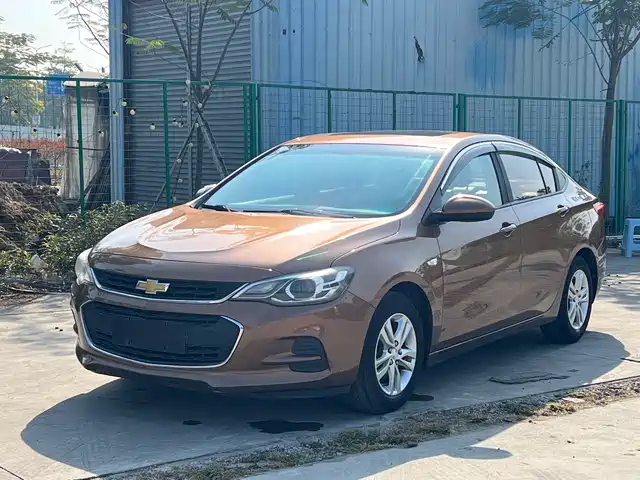 Chevrolet Kovoz Covoz 2018 320 Automatic Xinyue Edition — фото