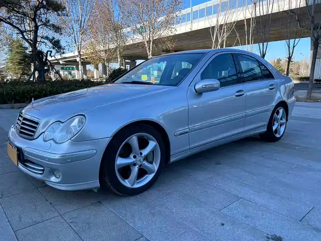 Mercedes-Benz Mercedes-Benz C-Class (Imported) Mercedes-Benz C-Class (Imported) 2006 C 230 Fashion Model — фото