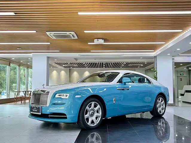 Rolls Royce Phantom Phantom 2018 6.6t Standard Model — фото