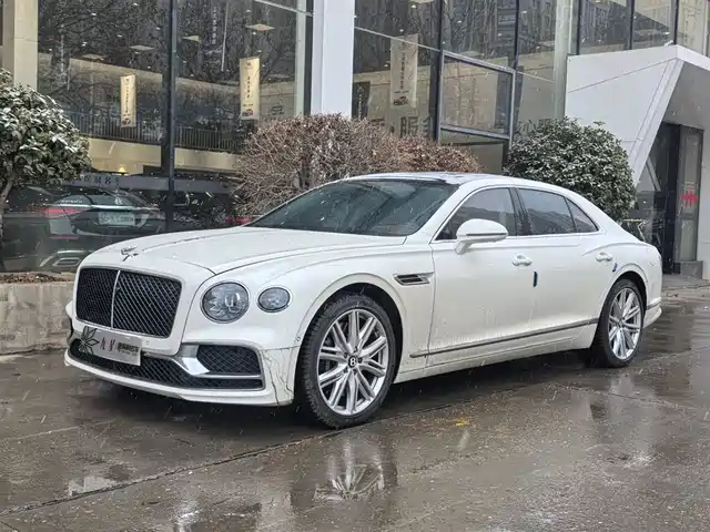 Bentley Flying Spur Plug-In Hybrid Flying Spur Plug-in Hybrid 2024 2.9T V6 Hybrid — фото