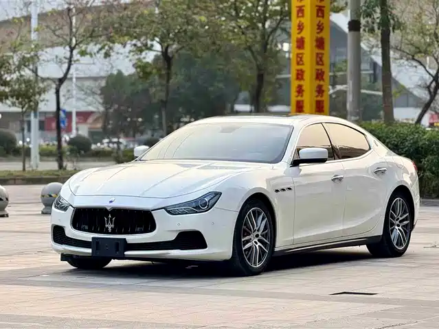 Maserati Ghibli 2015 г. — фото