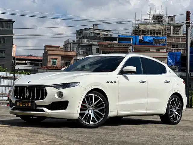 Maserati Levante 2017 г. — фото