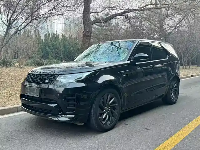 Land Rover Discover Discover The 2021 360ps R-Dynamic S — фото