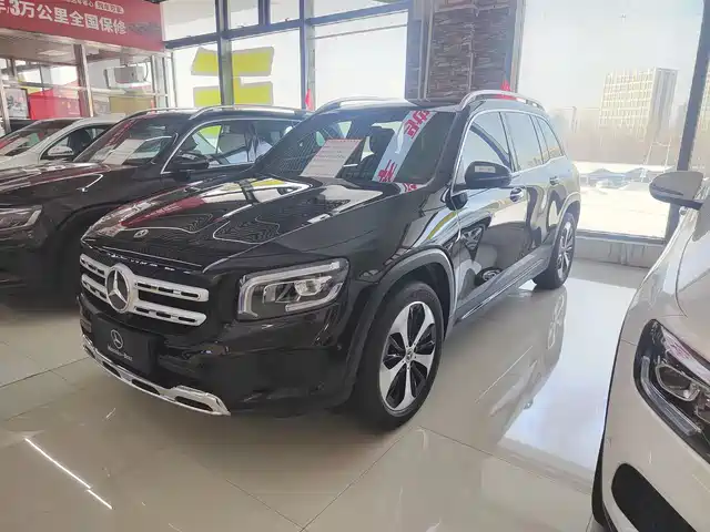 Mercedes-Benz Mercedes-Benz Glb Mercedes-Benz Glb 2023 Glb 220 Fashion Model — фото