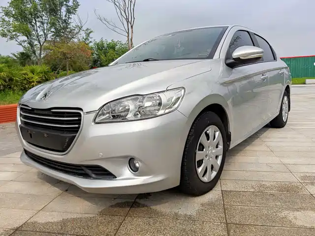 Peugeot Peugeot 301 Peugeot 301 2014 1.6l Manual Comfort Version — фото