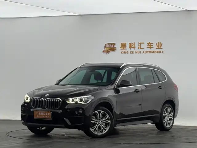 Bmw Bmw X1 Bmw X1 2019 Sdrive20li Leading Model — фото