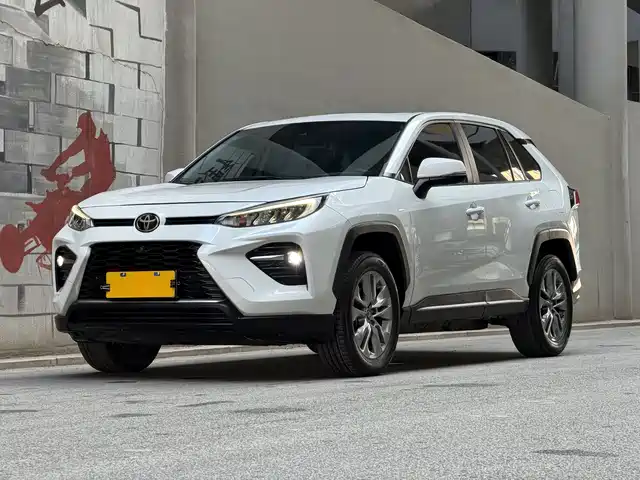 Toyota Willanda Wilanda 2022 2.0l Cvt Four-Wheel Drive Luxury Version — фото