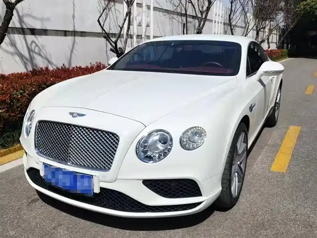 Bentley Continental Continental 2017 4.0t Gt V8 Standard Edition — фото