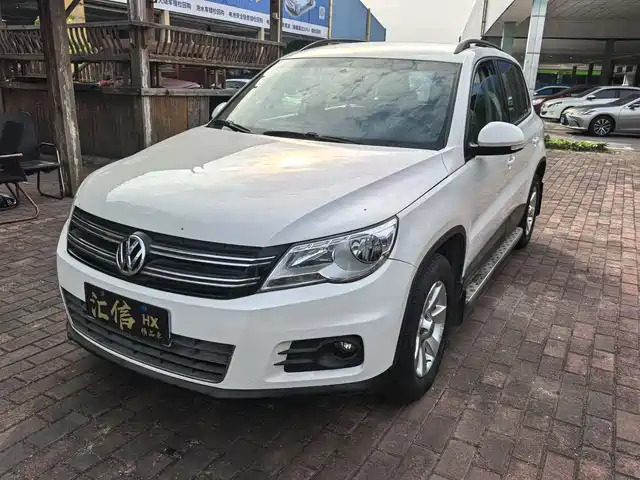 Volkswagen Tiguan Tiguan 2010 1.8tsi Automatic Two-Wheel Drive Elite Version — фото