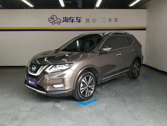Nissan Qijun X-Trail 2017 2.5l Cvt Deluxe Edition 4wd — фото