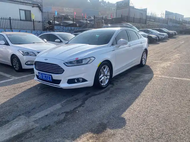 Ford Mondeo Mondeo 2013 1.5l Gtdi180 Fashion Model — фото