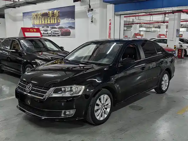 Volkswagen Lavida Lavida 2013 Facelift Classic 1.6l Automatic Comfort Version — фото