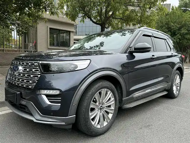 Ford Explorer Explorer 2020 Ecoboost 285 Four-Wheel Drive Titanium Version 7 Seats — фото
