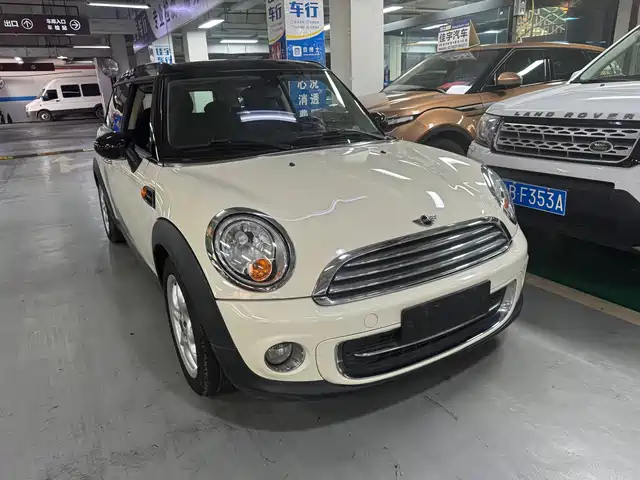 Mini Mini Clubman Mini Clubman 2011 1.6l Cooper Fun — фото