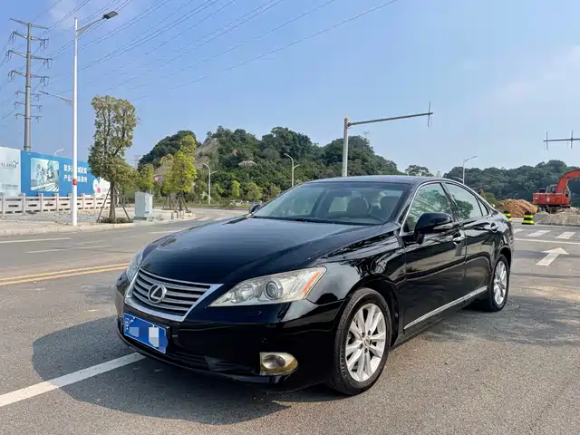 Lexus Lexus Es Lexus Es 2010 240 Elegant Edition — фото