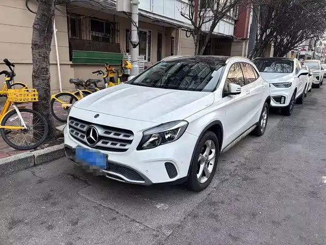 Mercedes-Benz Mercedes-Benz Gla Mercedes-Benz Gla 2017 Gla 200 Dynamic — фото