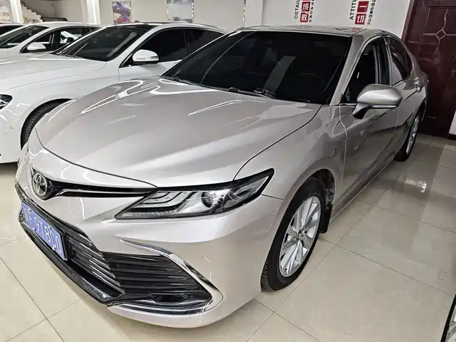 Toyota Camry Camry 2021 2.0g Deluxe Edition — фото