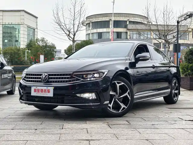 Volkswagen Magotan Magotan 2025 Model 280tsi Dsg Comfort Model — фото