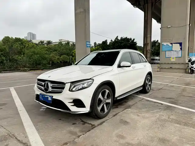 Mercedes-Benz Mercedes-Benz Glc Mercedes-Benz Glc 2018 Facelift Glc 260 4matic Luxury Model — фото