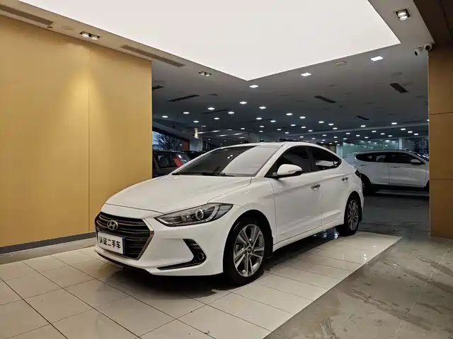 Hyundai Lead The Way Lingdong 2016 1.6l Automatic Smart · Elite Model — фото